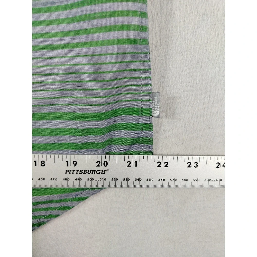 The North Face‎ Shirt Mens Large Green Stripe Short Sleeve Button Up Gorpcore